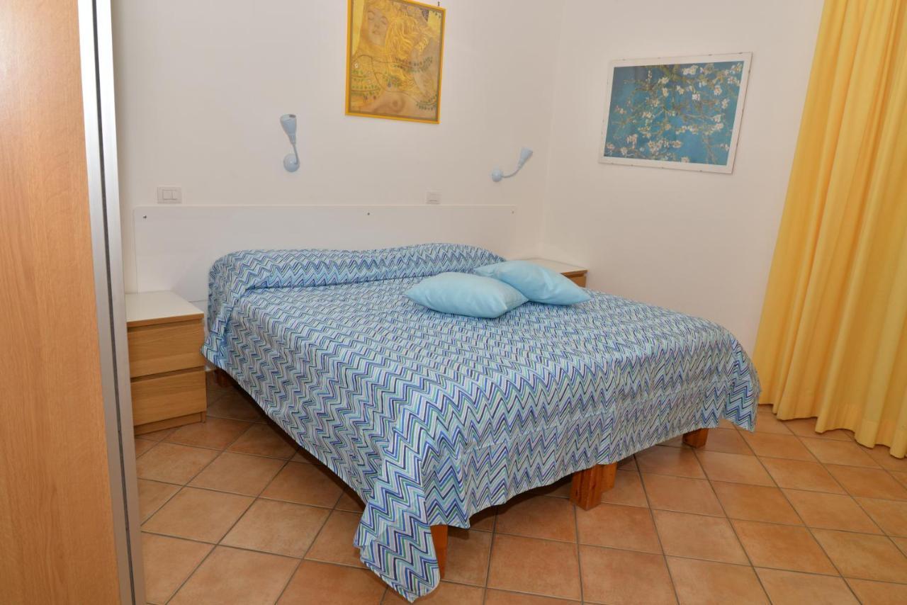 Casa Lungomare Bed and Breakfast Salerno Exteriör bild