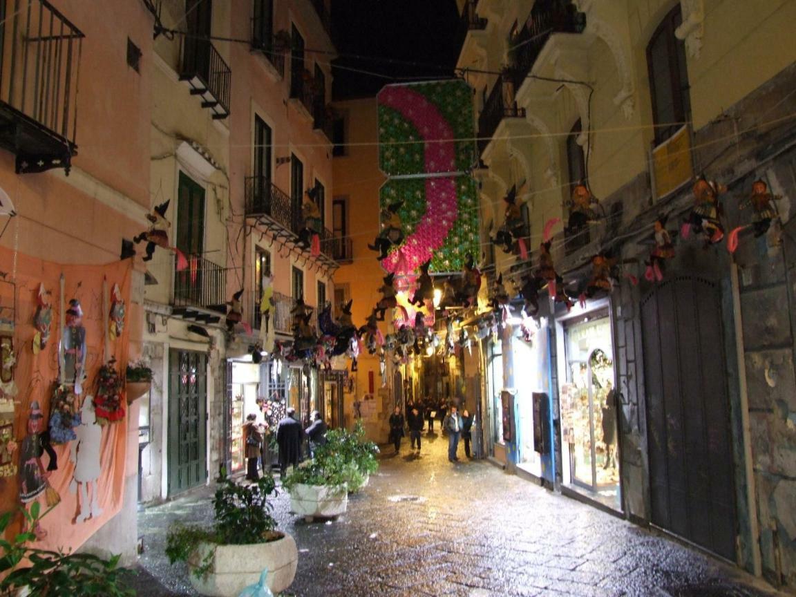 Casa Lungomare Bed and Breakfast Salerno Exteriör bild